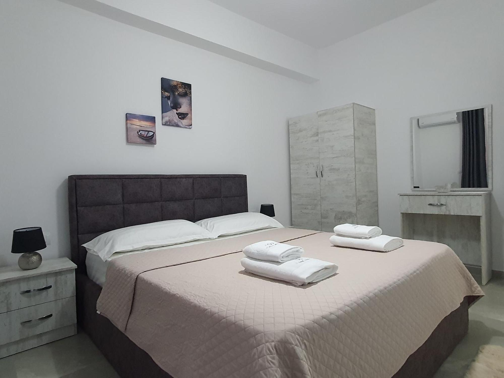 Flore Rooms Sarandë Quarto foto